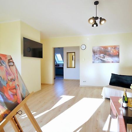 50 M Do Plazy Thobruk Apartamenty Piekna Dama Z Kolobrzegu Dış mekan fotoğraf