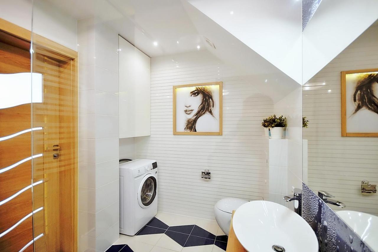 50 M Do Plazy Thobruk Apartamenty Piekna Dama Z Kolobrzegu Dış mekan fotoğraf