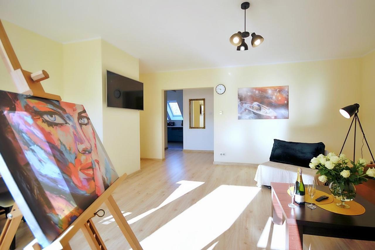 50 M Do Plazy Thobruk Apartamenty Piekna Dama Z Kolobrzegu Dış mekan fotoğraf