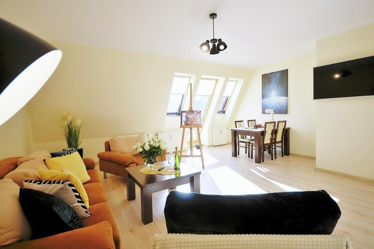 50 M Do Plazy Thobruk Apartamenty Piekna Dama Z Kolobrzegu Dış mekan fotoğraf