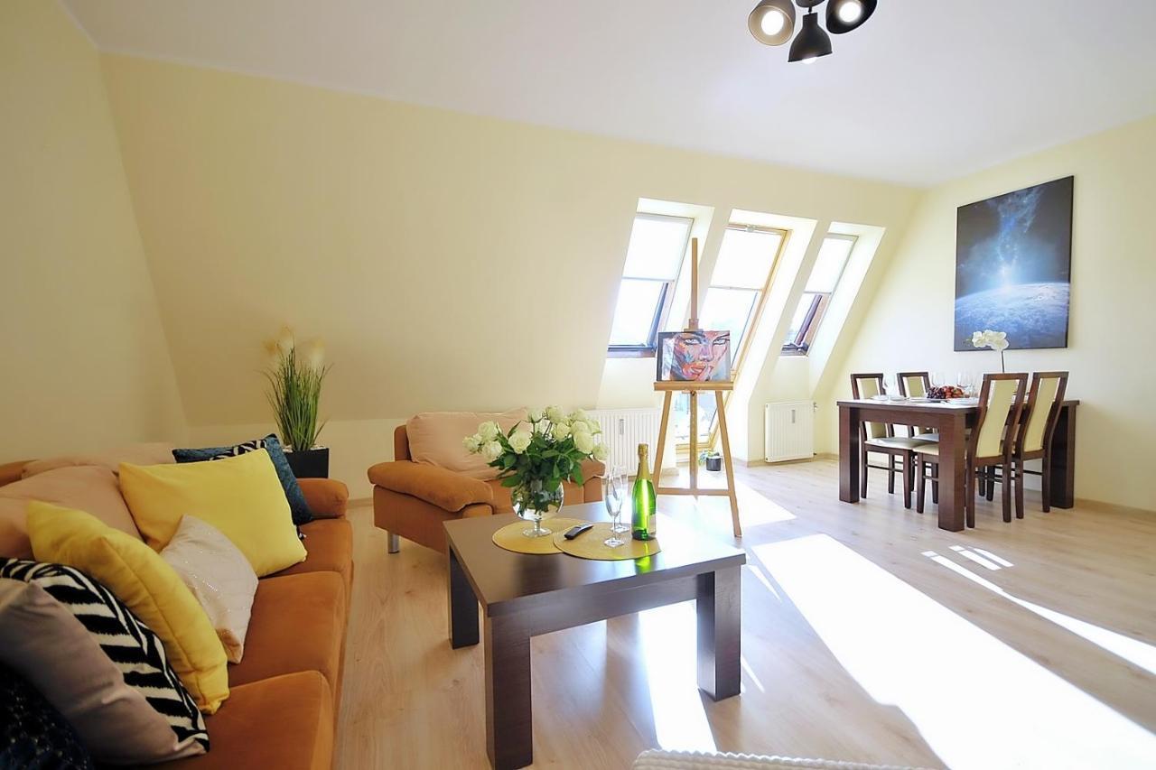50 M Do Plazy Thobruk Apartamenty Piekna Dama Z Kolobrzegu Dış mekan fotoğraf