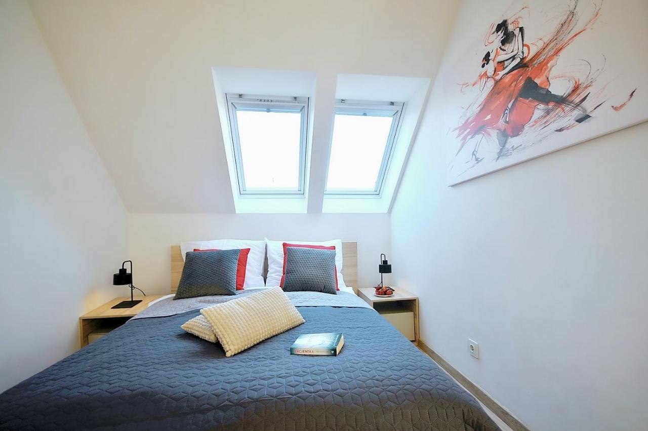 50 M Do Plazy Thobruk Apartamenty Piekna Dama Z Kolobrzegu Dış mekan fotoğraf